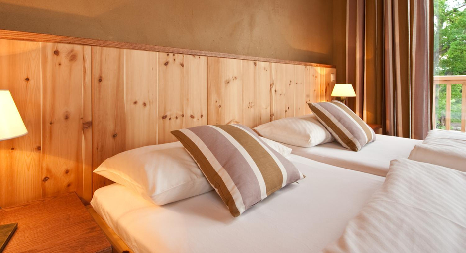 Bedroom 4, Hotel Gutshaus Parin - Bio- und Gesundheitshotel, Nordwestmecklenburg