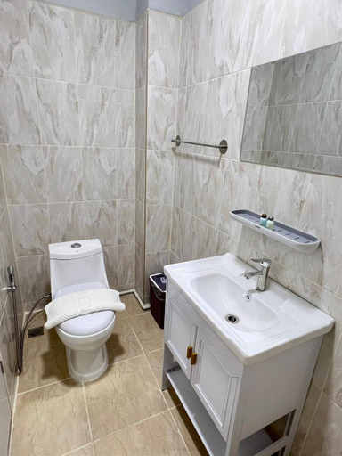 Bathroom 2, Luna hotel, Don Muang