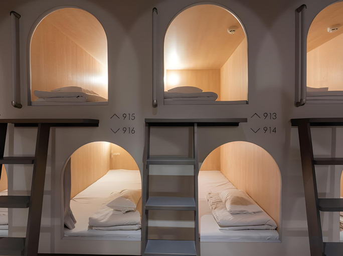 Bedroom 3, Capsule Hotel City Cabin Susukino, Sapporo
