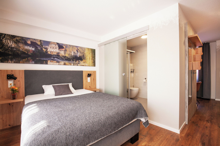 Bedroom 3, Hotel Garni Zum Wilden Mann, Hohenlohekreis