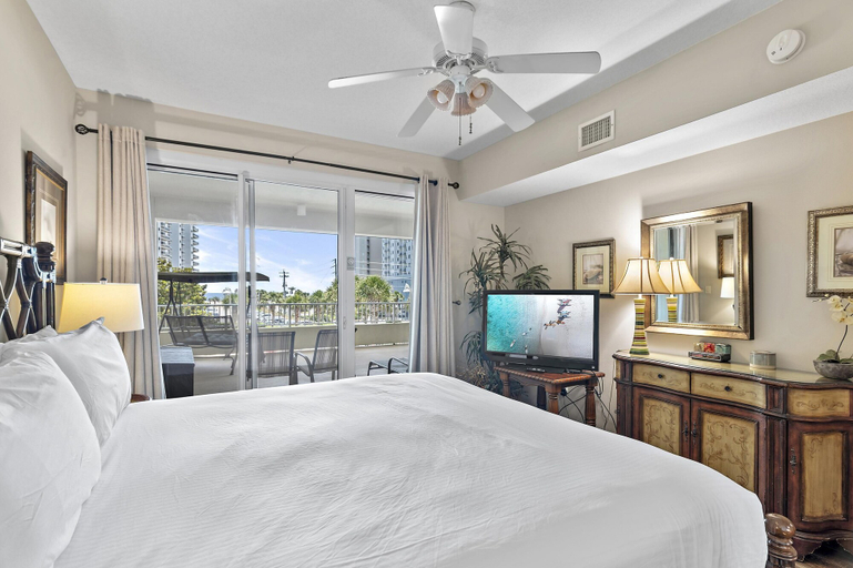 Bedroom, Ariel Dunes I 203, Walton