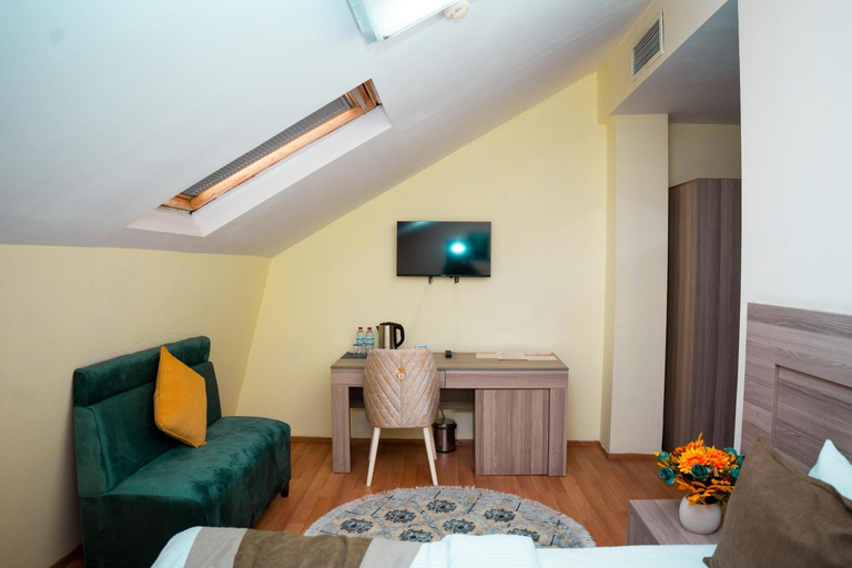 Bedroom 2, Nemi Hotel Baku, Baku