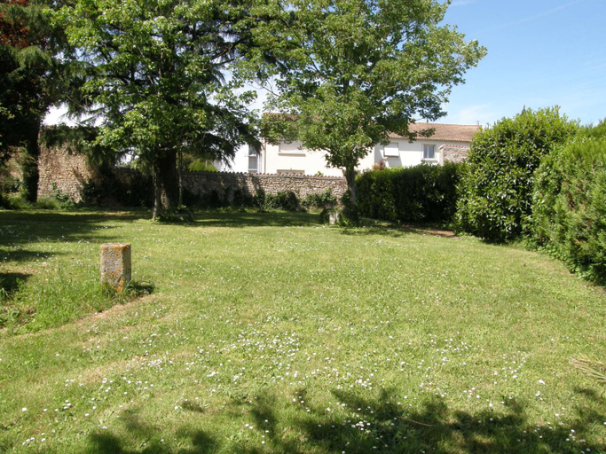 Others 5, Hotel Le Cheval Blanc, Deux-Sèvres