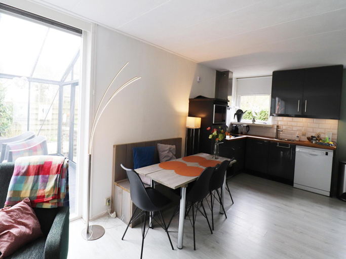 Others 3, Holiday Home in Grou by Pikmeer Lake, Boarnsterhim
