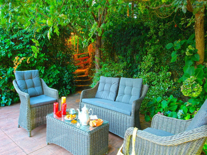 5, Villa in A Lama near Rias Baixas Beaches, Pontevedra