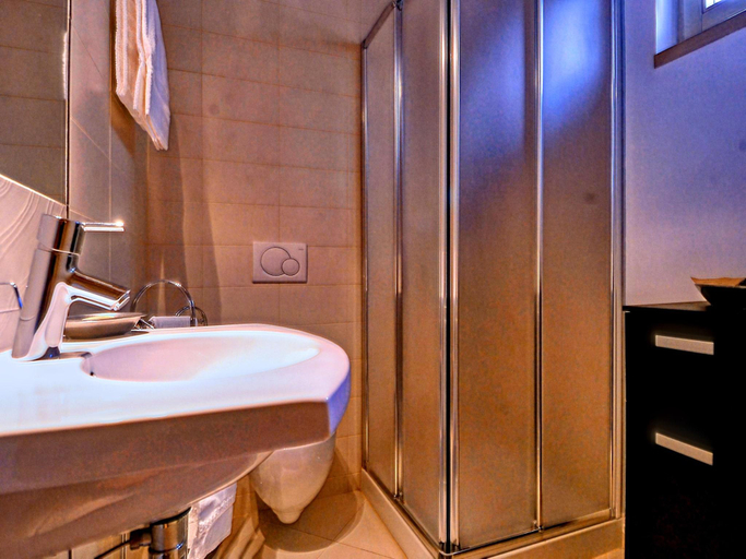 3, Villa in Banjole near Crystal Clear Sea, Medulin