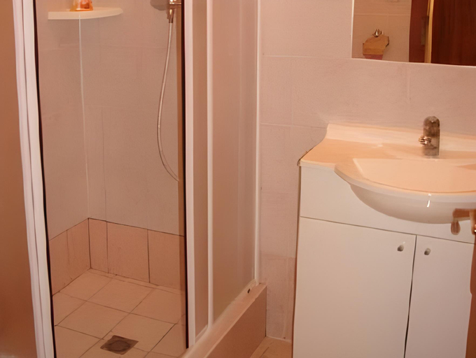 Bathroom 4, Garni Hotel Anne-Mary, Pieštany