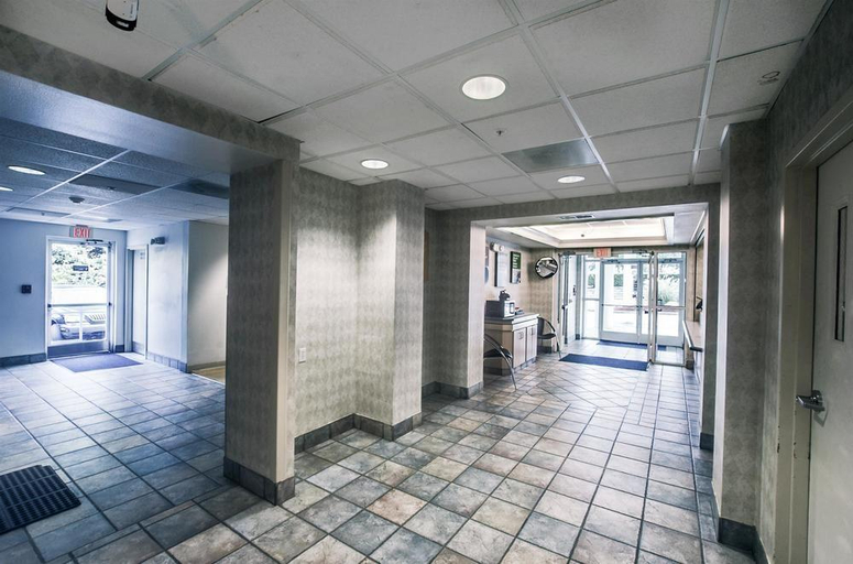 Public Area 2, Motel 6-Charlotte Carowinds, York