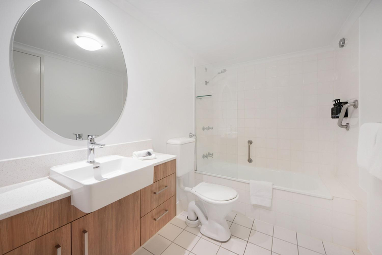 Bathroom 4, Mantra on Northbourne Canberra, Canberra