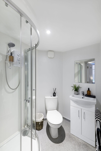 Bathroom, For Students Only Stepney Yard in Newcastle, Newcastle upon Tyne