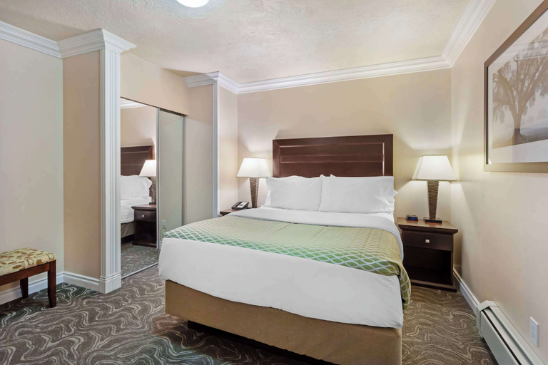 Bedroom 3, Best Western Plus Mirage Hotel & Resort, Division No. 17