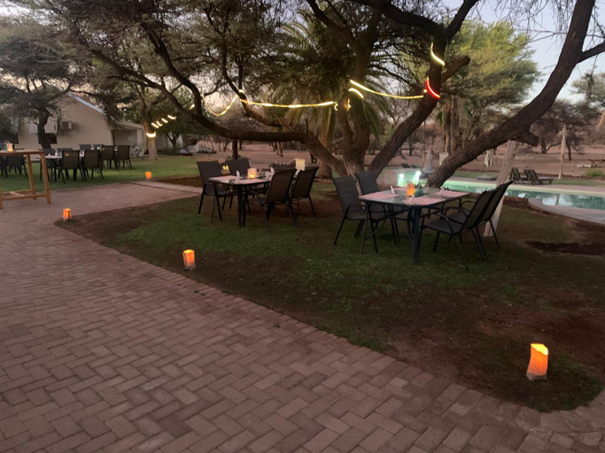 Food & Drinks 5, Otjibamba Lodge, Otjiwarongo