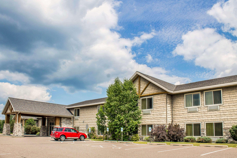 Public Area 1, Rodeway Inn & Suites Tomahawk, Lincoln