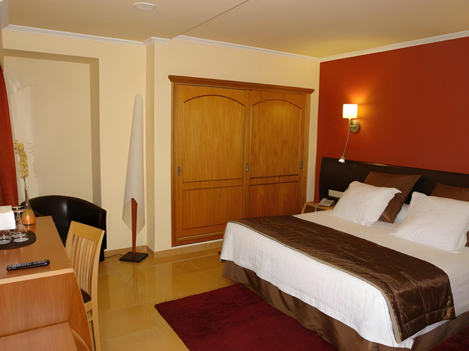 Bedroom 3, Invisa Hotel La Cala, Baleares