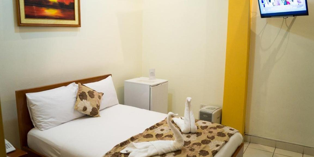 3, Hostal Huayruro, Maynas