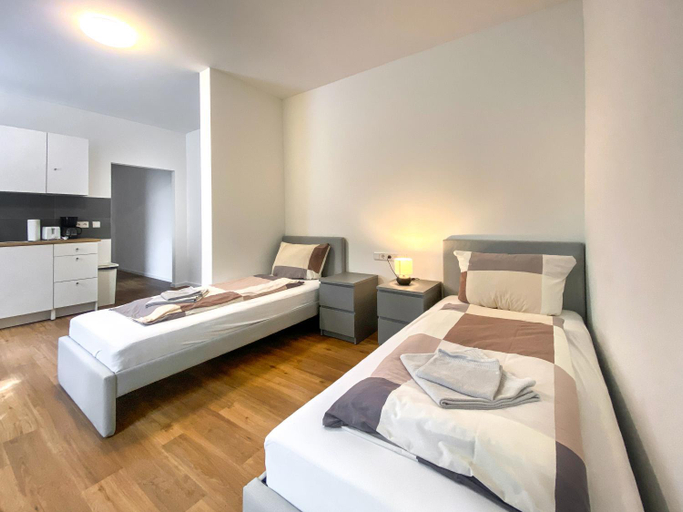 Others 5, G&G Apartments, Krefeld