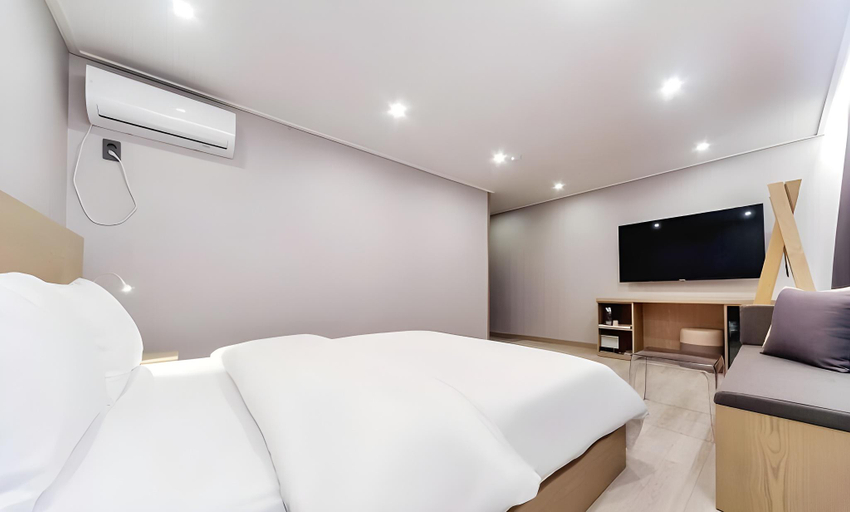 Bedroom 2, Centro Tourist Hotel, Chilgok