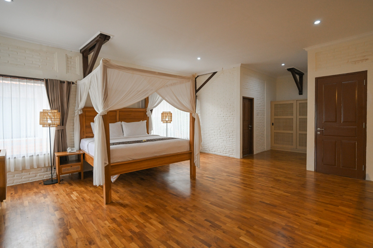 Bedroom 9