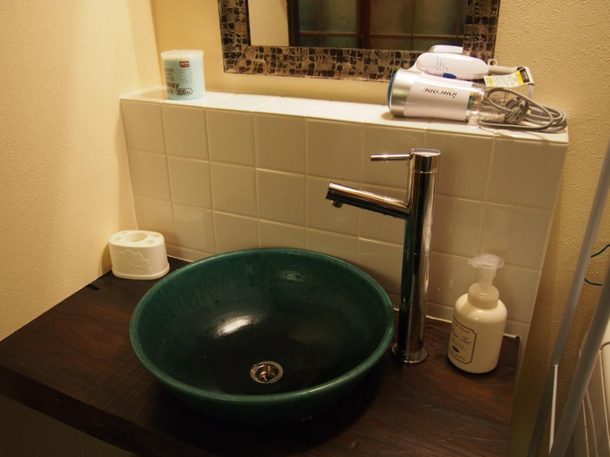 Bathroom 2, Guesthouse Maika, Kyoto