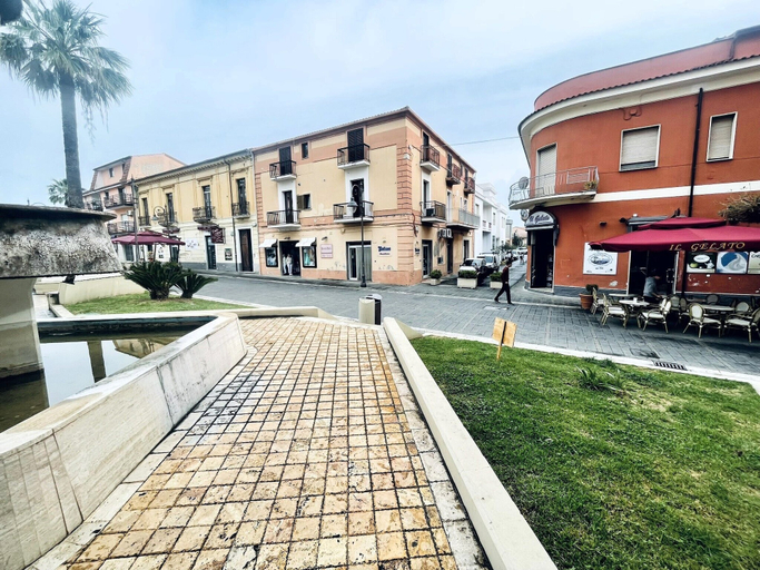 Exterior & Views, Nautilus B & B, Cosenza
