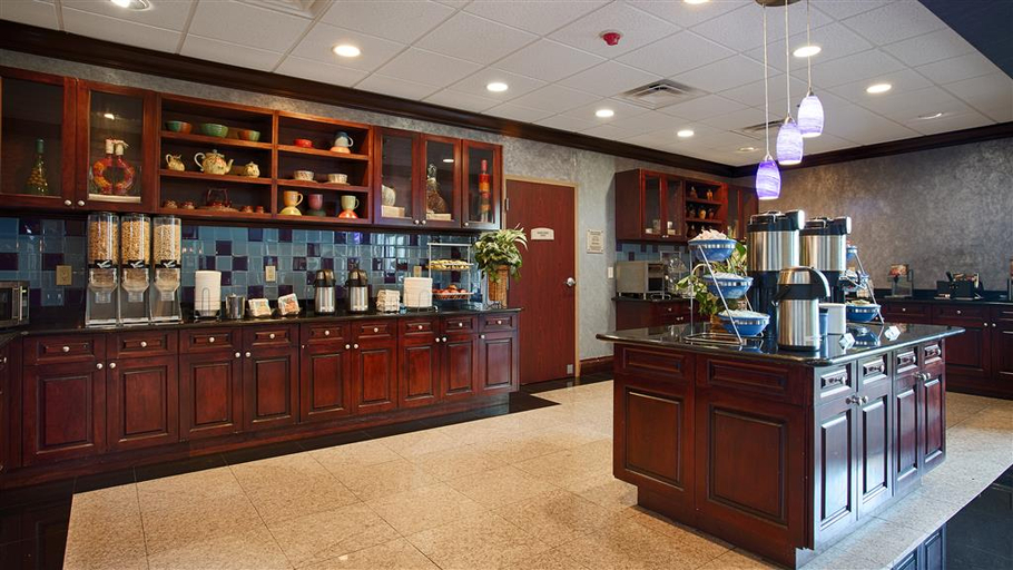 Food & Drinks 5, Comfort Inn & Suites Tavares North, Lake
