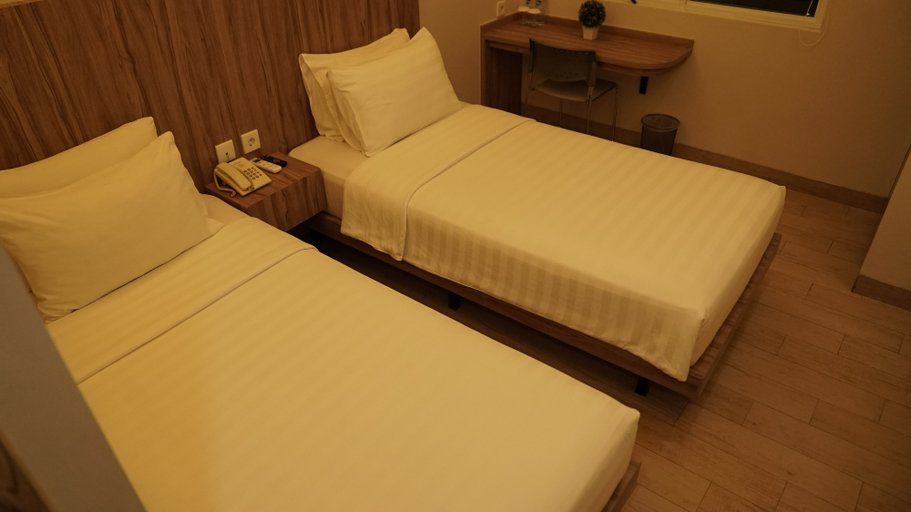 Hotel Cikini Room Type - Superior Twin Bed Room NoSmoking