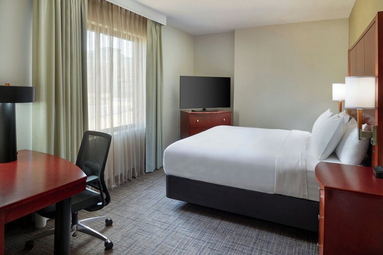 Bedroom 3, Residence Inn National Harbor Washington, DC Area, Prince George's