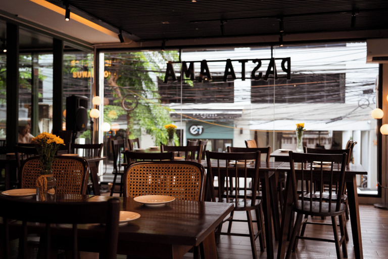 Food & Drinks 5, Baan K Residence, Bang Rak
