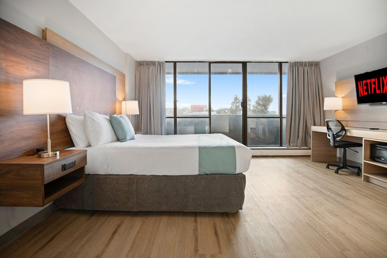 Bedroom 3, Highliner Plaza, Skeena-Queen Charlotte