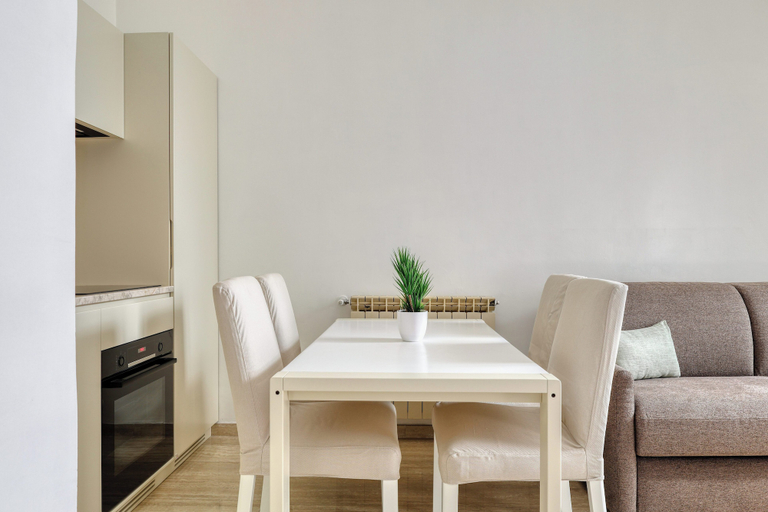Others 5, Chic flat with easy city centre access, Milano