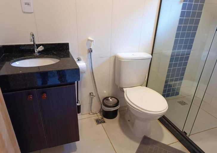 Bathroom 5, Chale Allamanda, Itatiaia