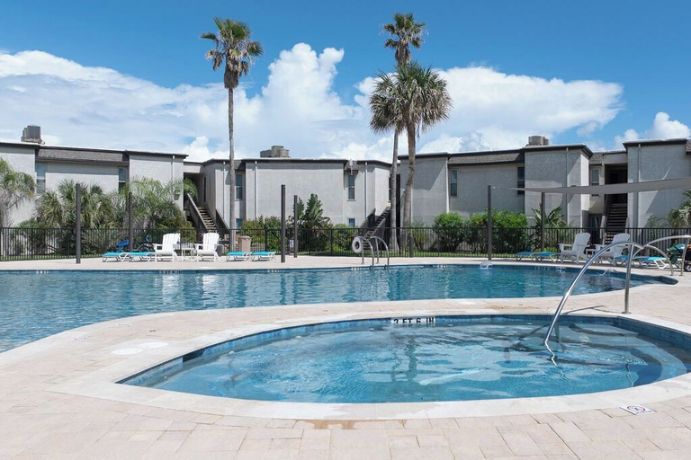 Sport & Beauty 5, Beachfront by South Padre Resort Rentals, Cameron