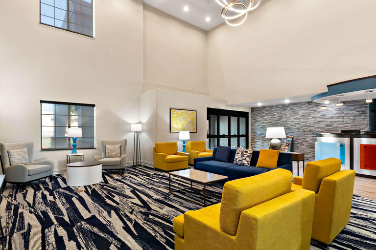 Public Area 2, Comfort Suites Bastrop, Bastrop