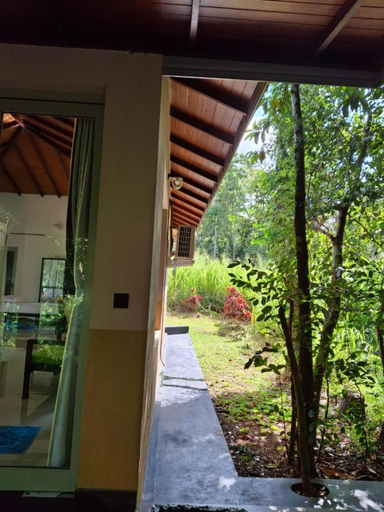 Others 3, Debaraliyadda Estate, Pannala