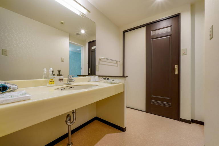 Bathroom 4, Ryokan Sanoya Hotel, Kyoto