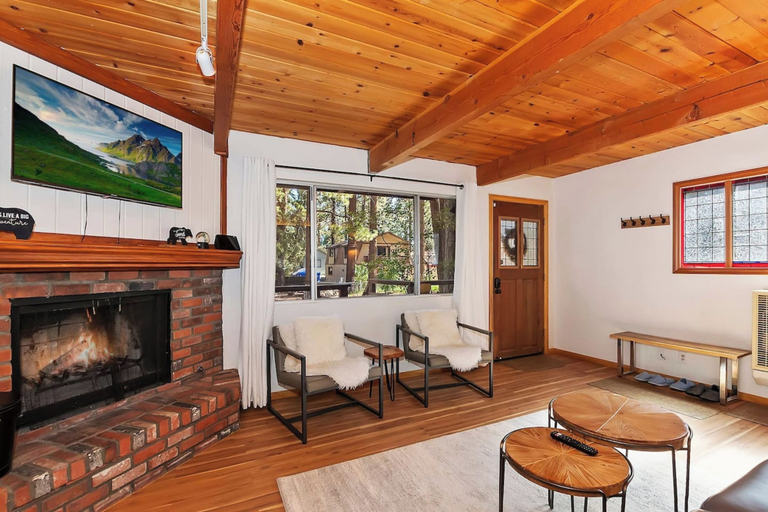 Others 5, Summit Happy Mountain Cabin, San Bernardino