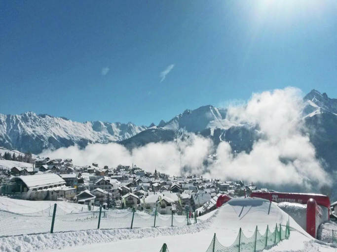 Others 3, Apartment in Tyrol near Ski Slopes, Landeck