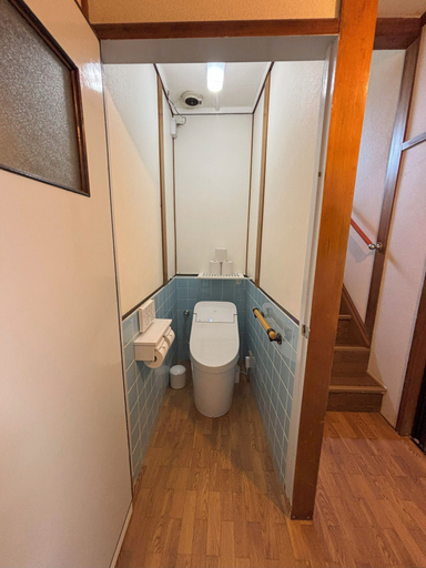 Bathroom 3, Marugame Sawau, Marugame