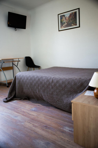 Bedroom 2, Auberge le Cevenol, Aveyron