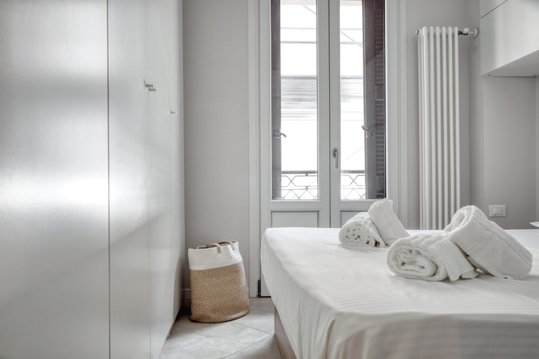 Bedroom, JOIVY Modern City Centre Flat, Milano