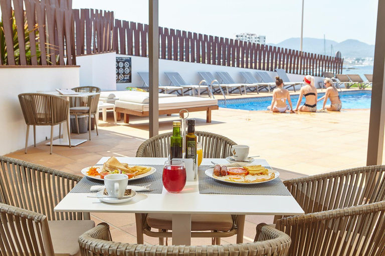 Food & Drinks 5, Sol Bahia Ibiza Suites, Baleares