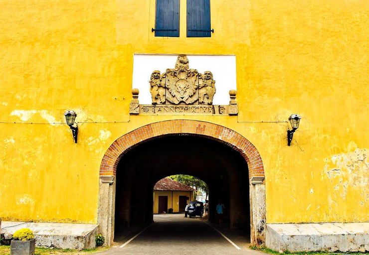 Others 4, Old Dutch House, Galle Four Gravets