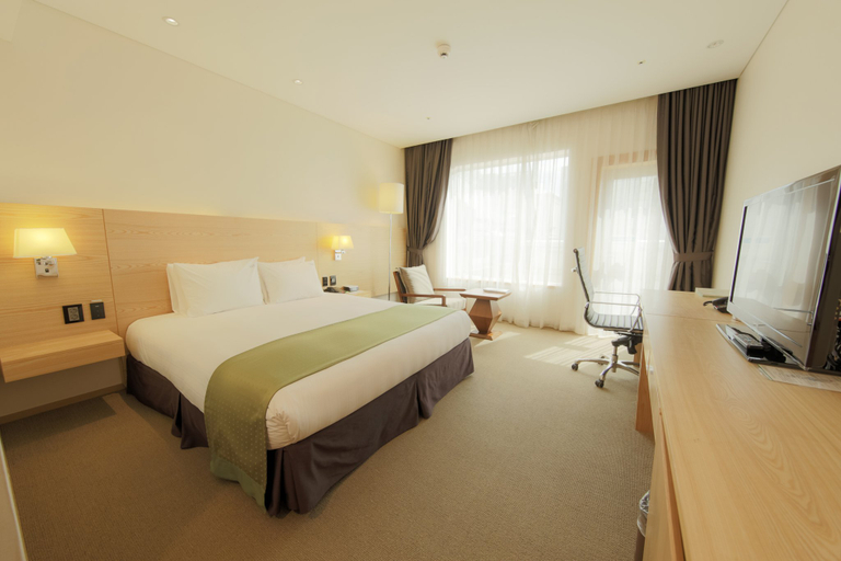 Bedroom 3, Holiday Inn GWANGJU, KOREA by IHG, Gwangsan