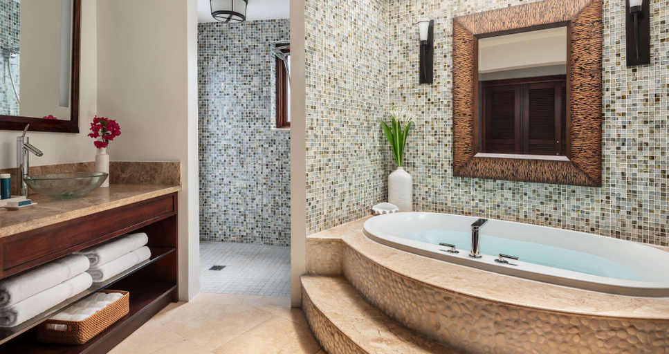 Bathroom 5, Sandals Grande St. Lucian - ALL INCLUSIVE Adults Only