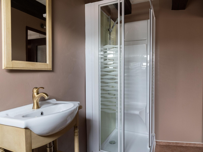 Bathroom 2, Bedroom Alsace Retreat, Moselle
