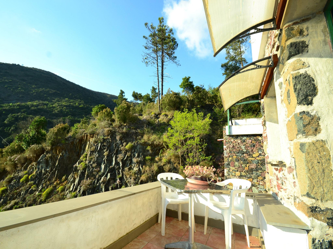 Others 5, Hillside Retreat Near 5 Terre, Genova