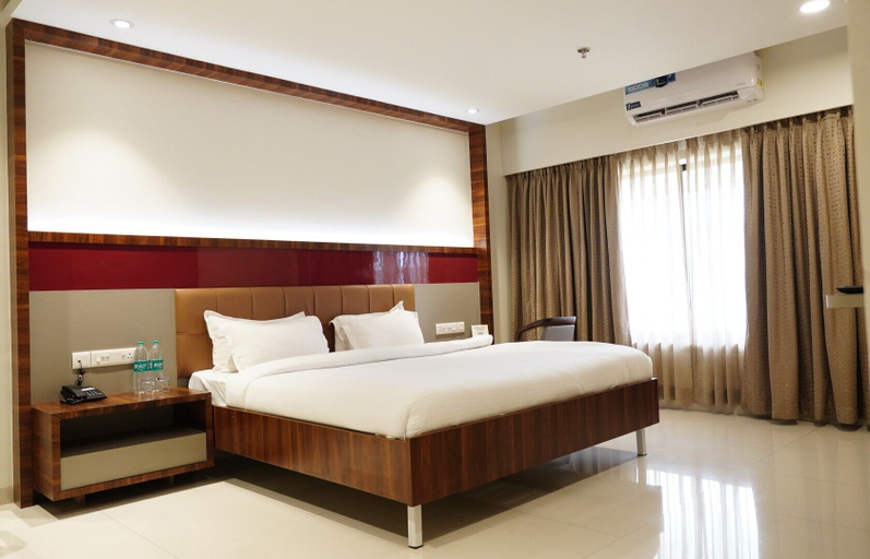 Bedroom, Hotel Crystal Crown, Cuttack