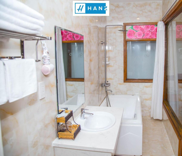 Bathroom, Khách Sạn Cường Thanh 2, District 10