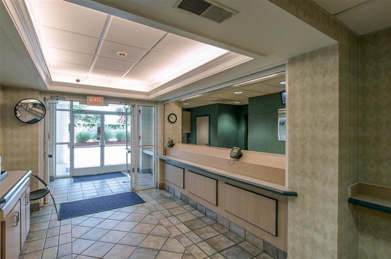 Public Area 5, Motel 6-Charlotte Carowinds, York