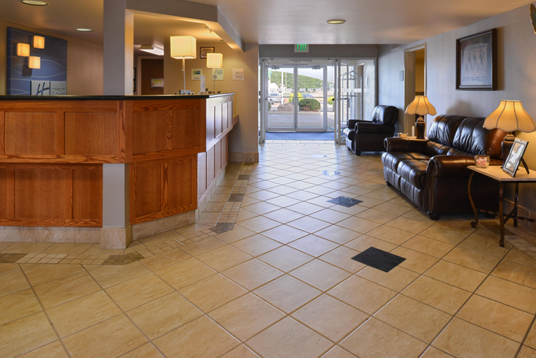 Public Area 5, Holiday Inn Express LA JUNTA by IHG, Otero
